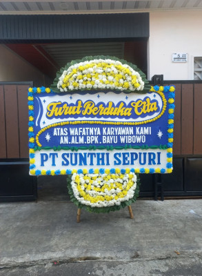 Papan Bunga Duka di Gelok Beam